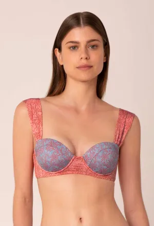 Bikini top with underwire