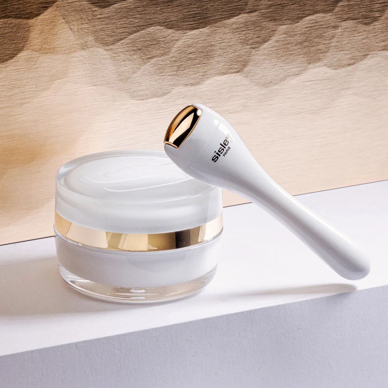 Sisleÿa L'Integral Anti-Age Eye and Lip Contour Cream